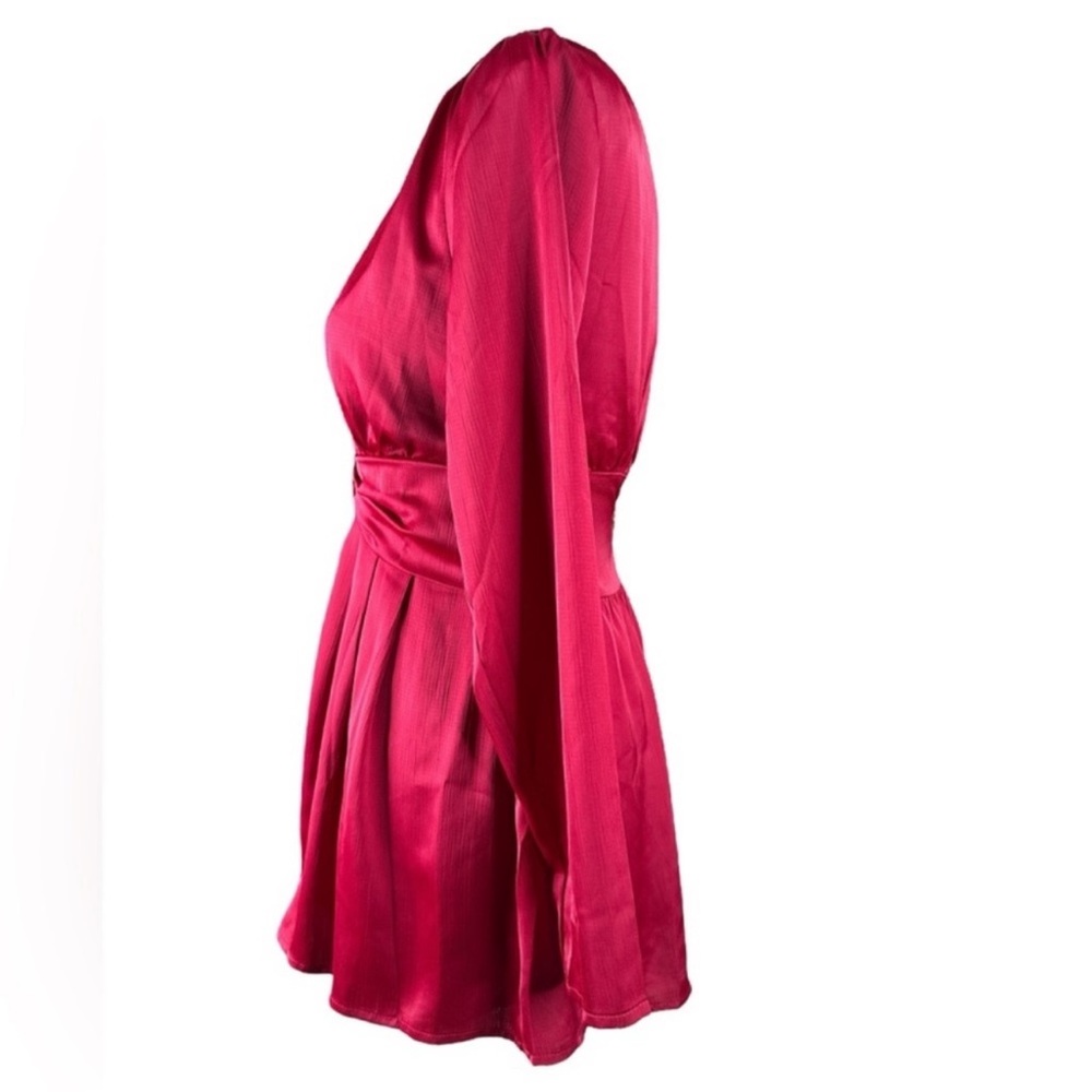 ASTR THE LABEL Friday Plunging Red Romper, Size XS. - Picture 7 of 15